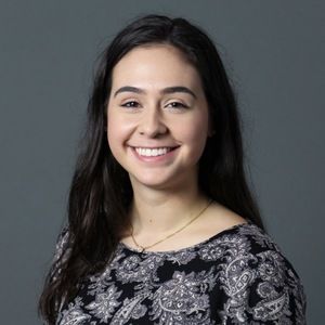 Meet your Posher, Camila